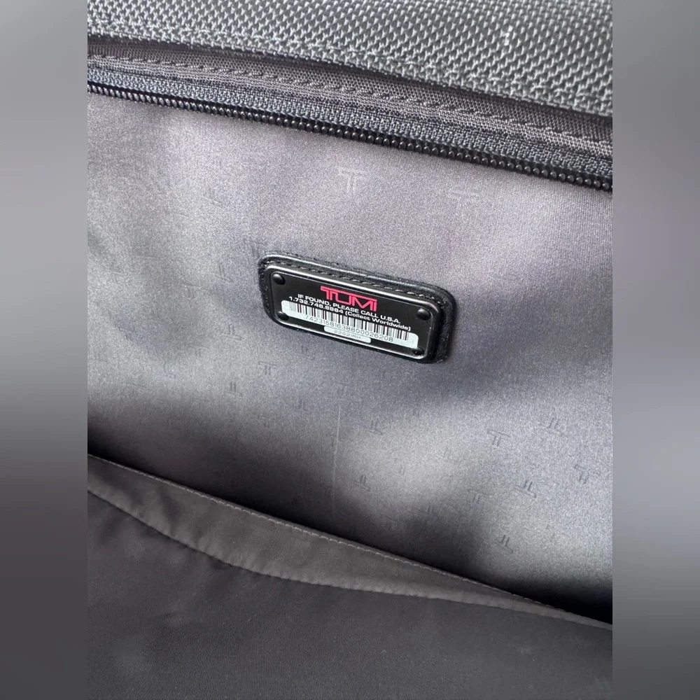 Tumi Alpha Expandable 4 Wheeled Carry-On  22